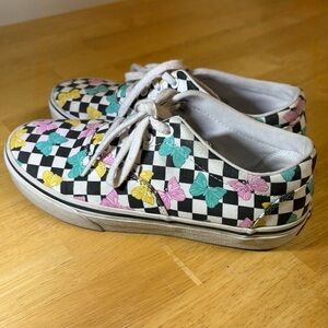 VANS JUNIOR GIRLS 4 DOHENY BUTTERFLY CHECKERBOARD SNEAKERS